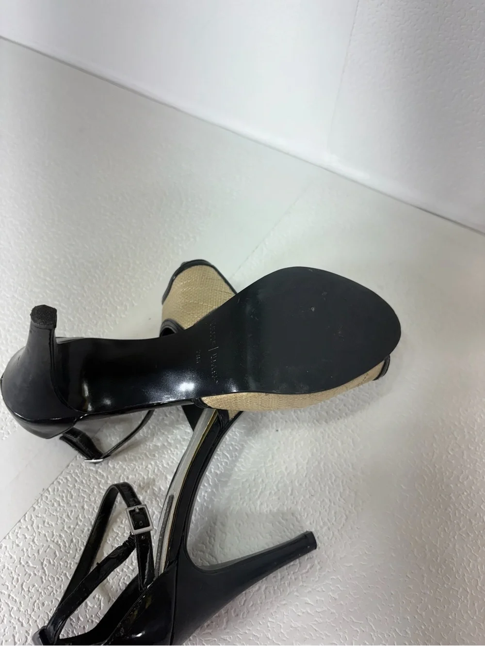 White House Black Market Two-Tone Black Beige Peep-Toe Ankle-Strap Heels s282